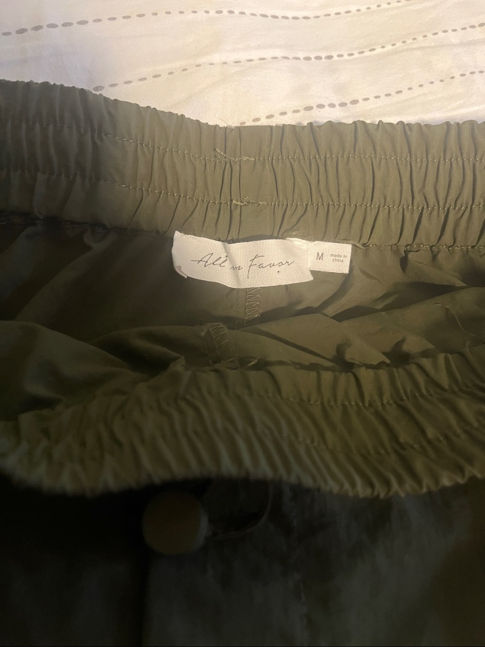 ALL IN FAVOR Olive Green cargo style Skort (M) like new - Picture 2 of 8